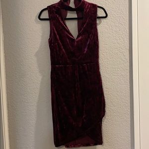 Burgundy dress - size 5/6